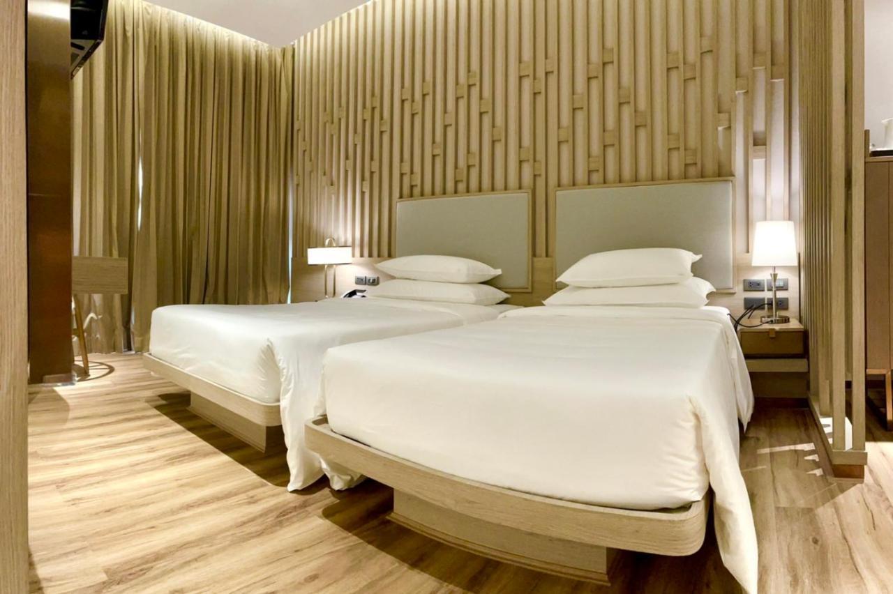 Symphony Of The Sea Hotel Bangsaen Eksteriør bilde