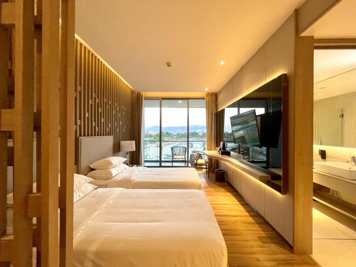 Symphony Of The Sea Hotel Bangsaen Eksteriør bilde