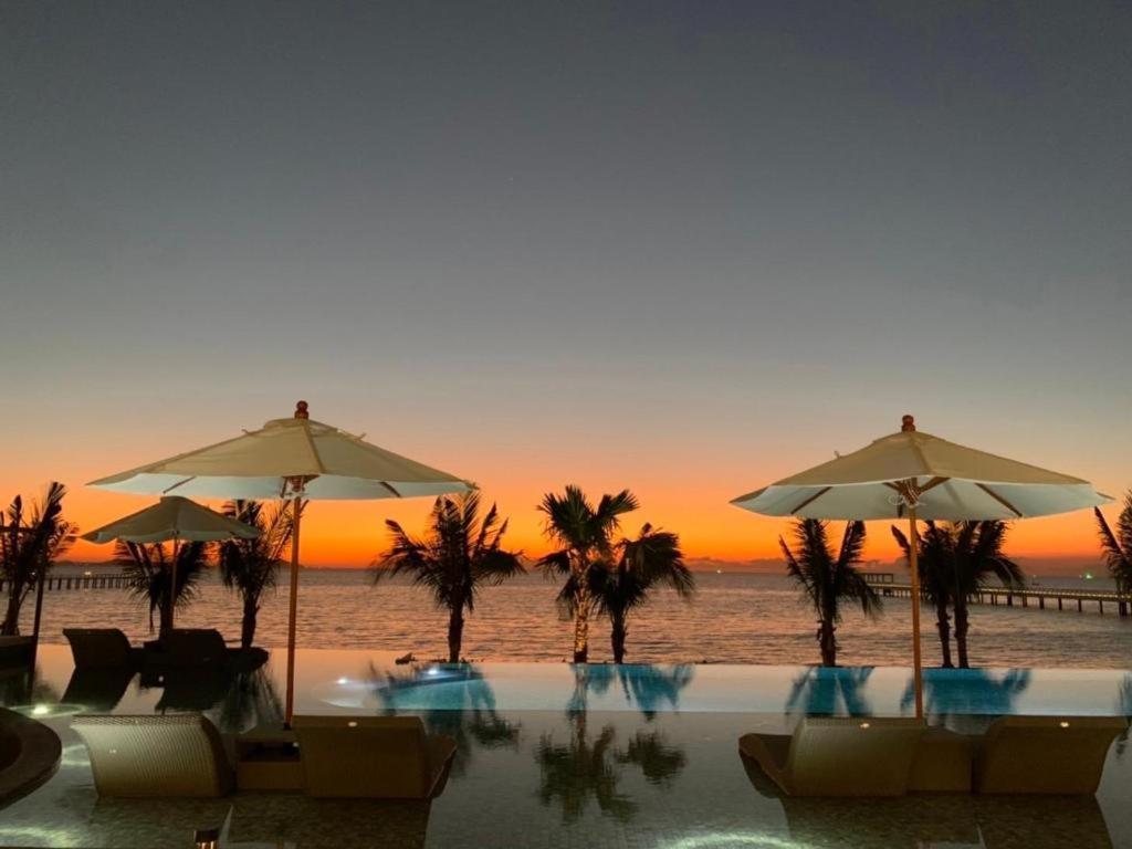 Symphony Of The Sea Hotel Bangsaen Eksteriør bilde